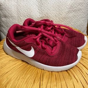 Nike Girls Pink Sneakers